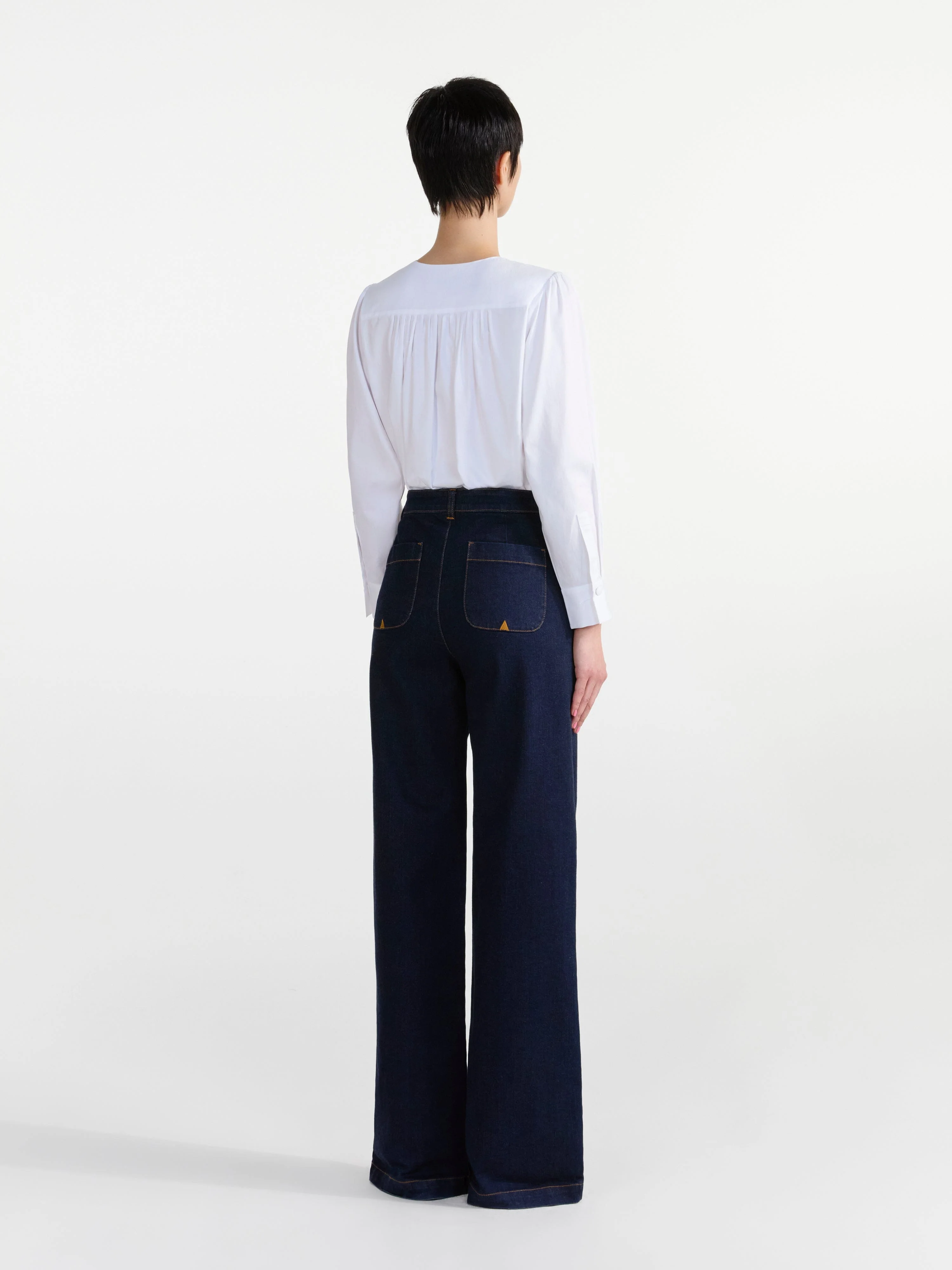 Erin B Shirt In White - Image 3