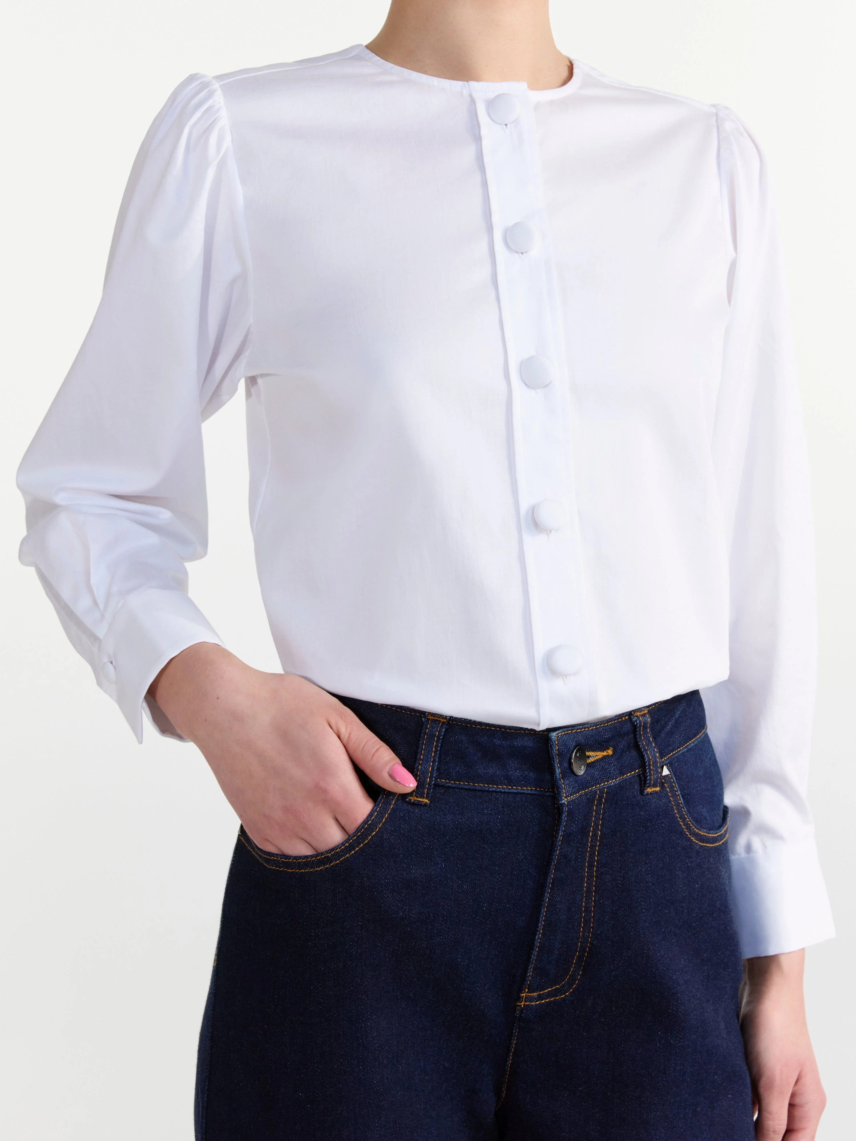 Erin B Shirt In White - Image 4