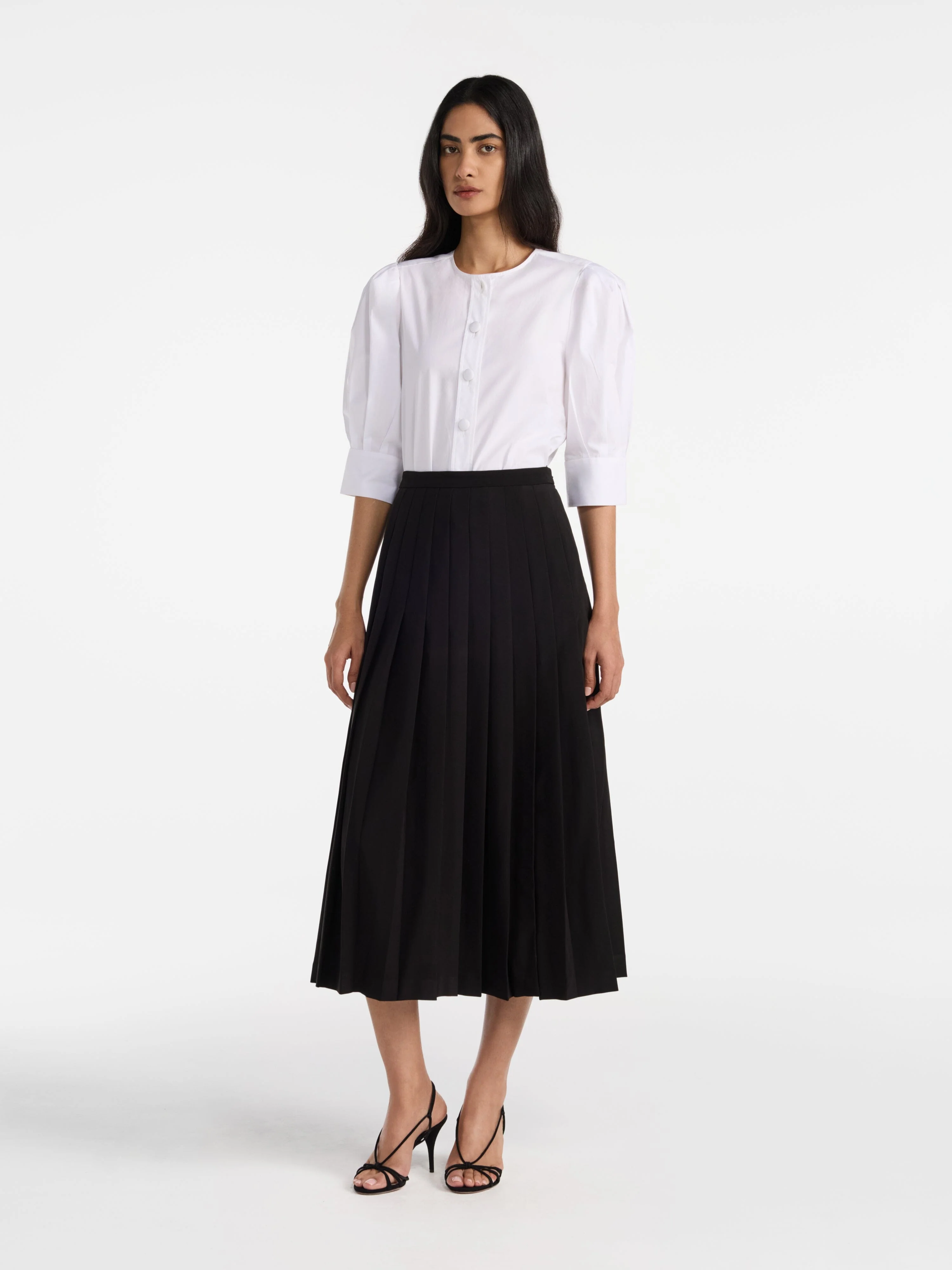 Kilt B Skirt in Black - Image 3