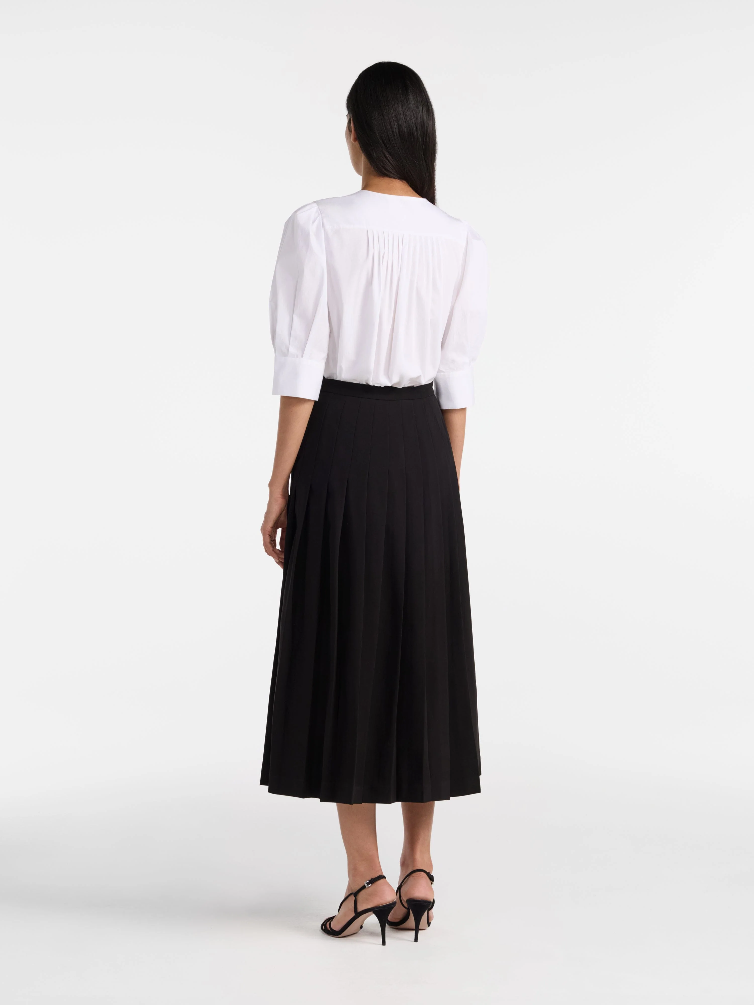 Kilt B Skirt in Black - Image 4