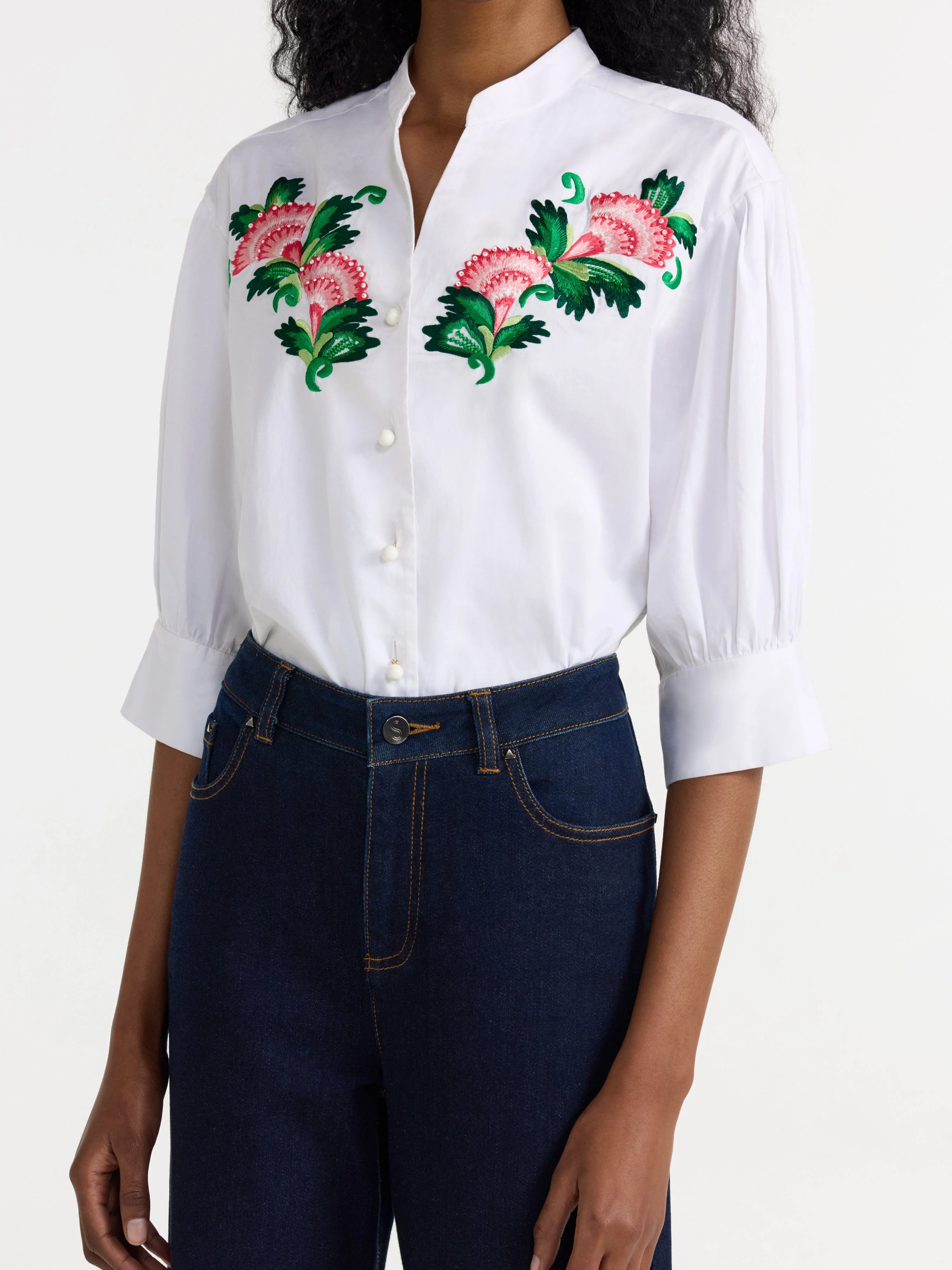 Tavi B Shirt in White Fanflower Embroidery - Image 5