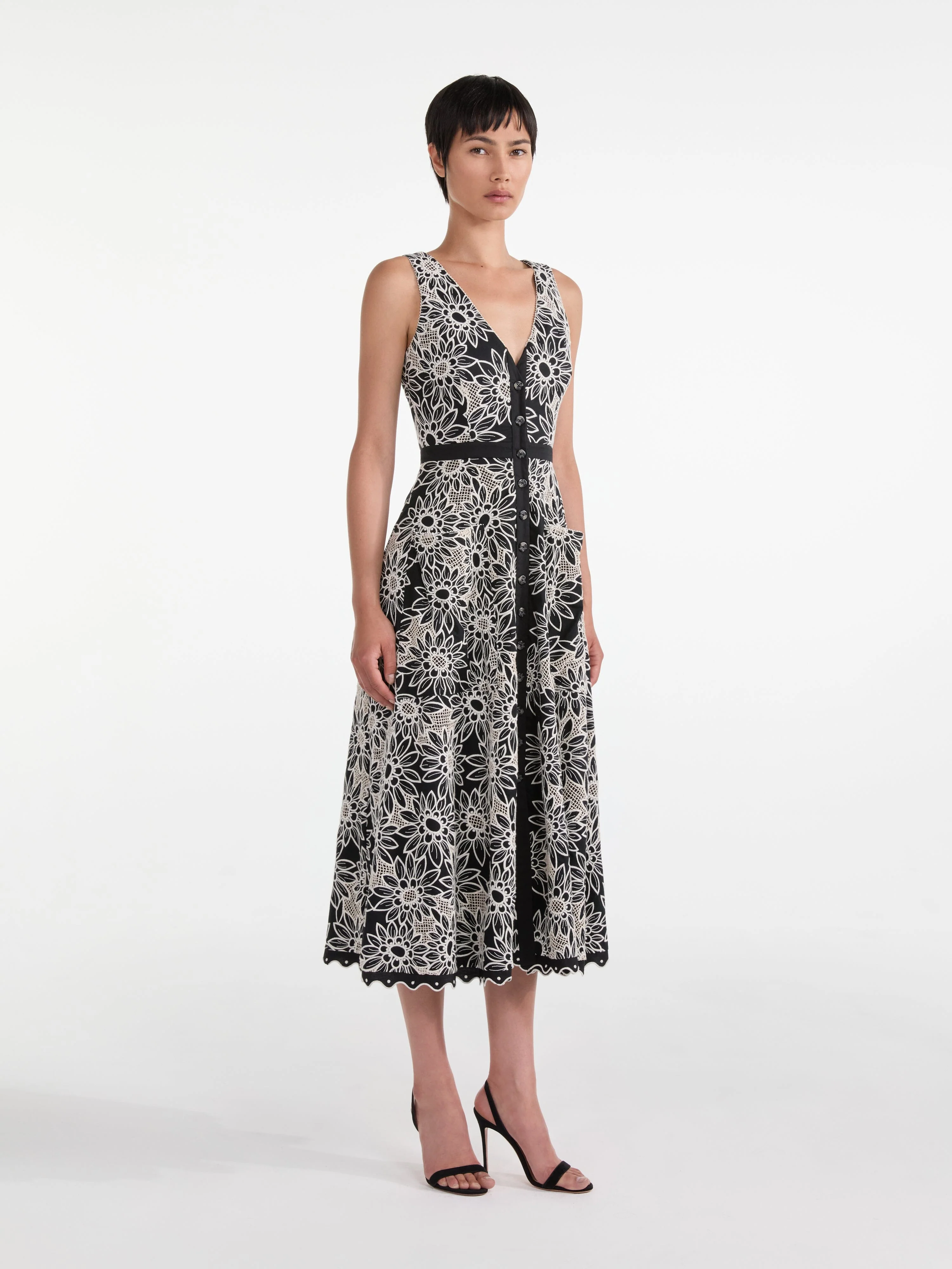 Zoey D Dress in Black Daisies - Image 3